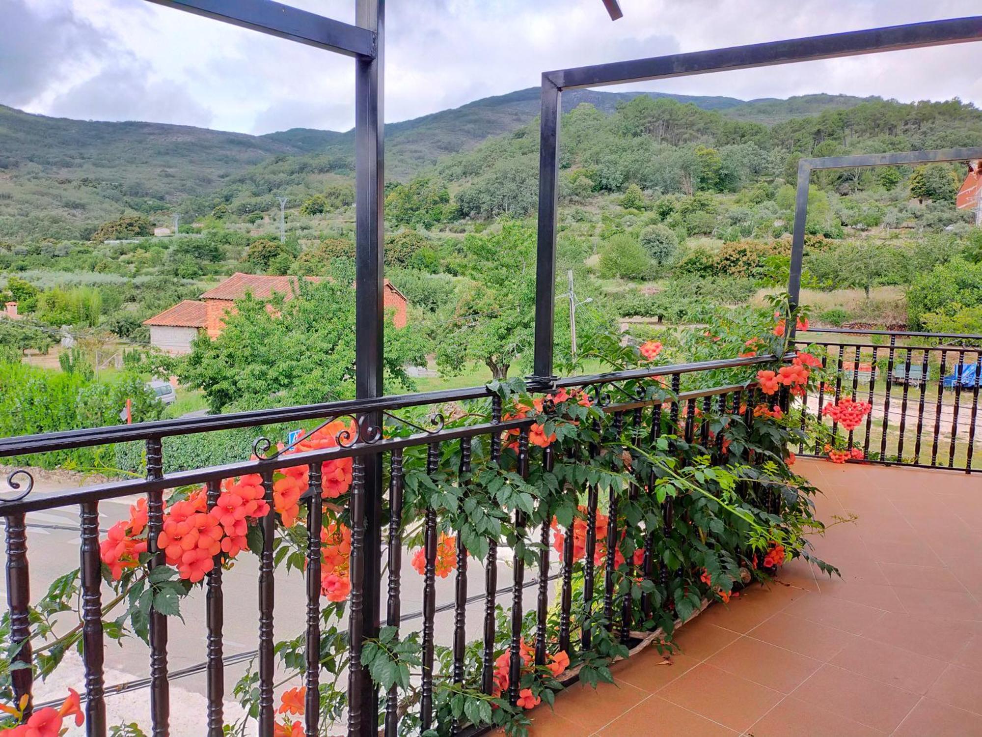 Hostal Yuste Garganta la Olla Exterior foto
