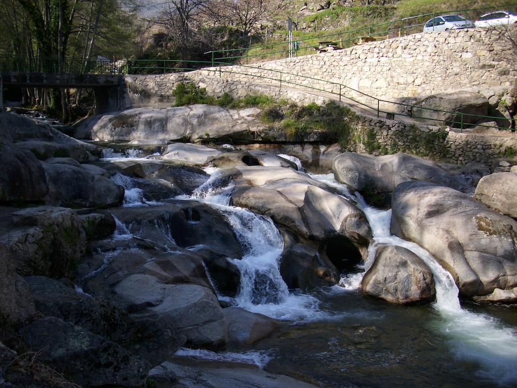 Hostal Yuste Garganta la Olla Exterior foto