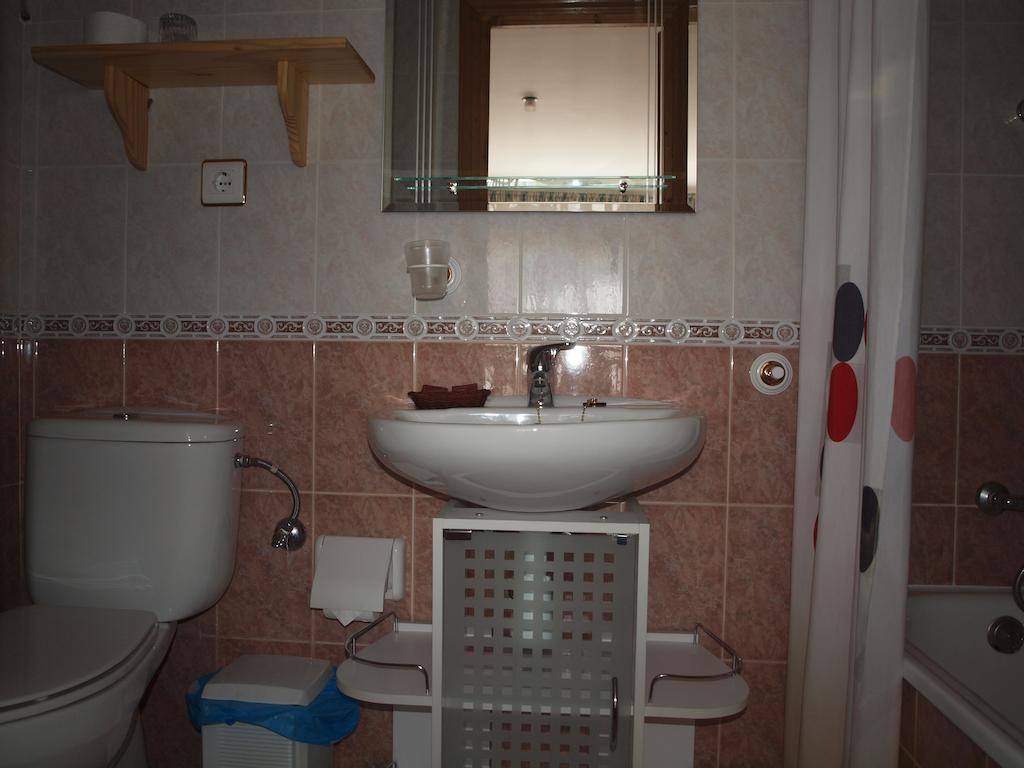 Hostal Yuste Garganta la Olla Quarto foto