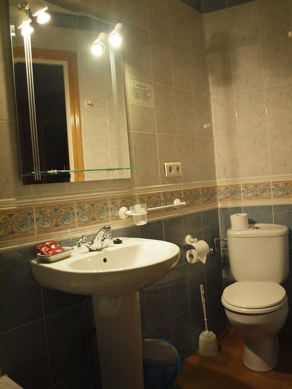 Hostal Yuste Garganta la Olla Quarto foto