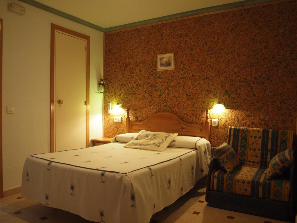 Hostal Yuste Garganta la Olla Quarto foto