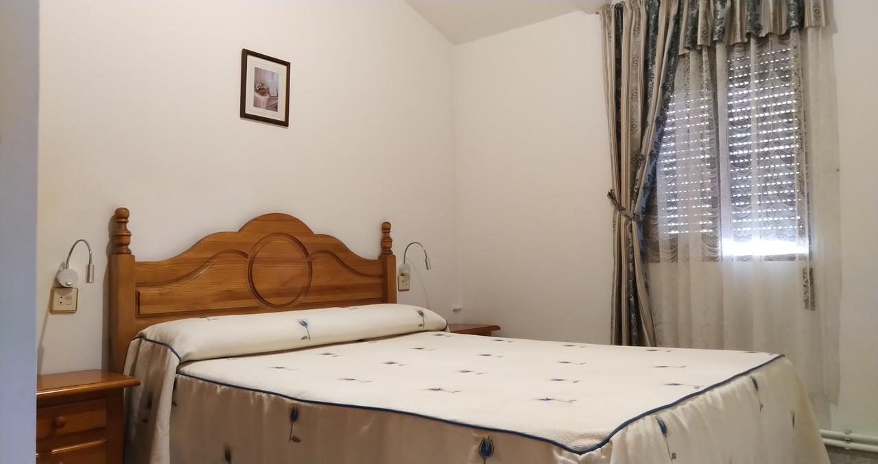 Hostal Yuste Garganta la Olla Exterior foto